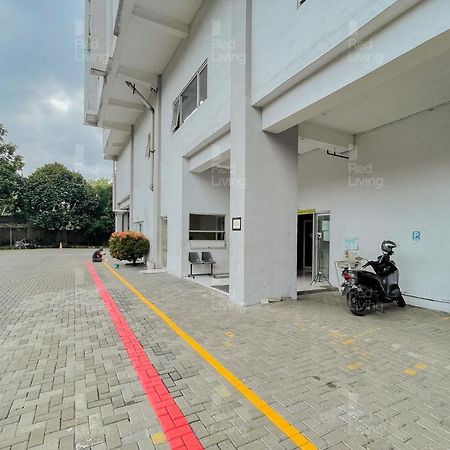 Redliving Apartemen Easton Park Jatinangor - Rajes Room Sumedang Esterno foto