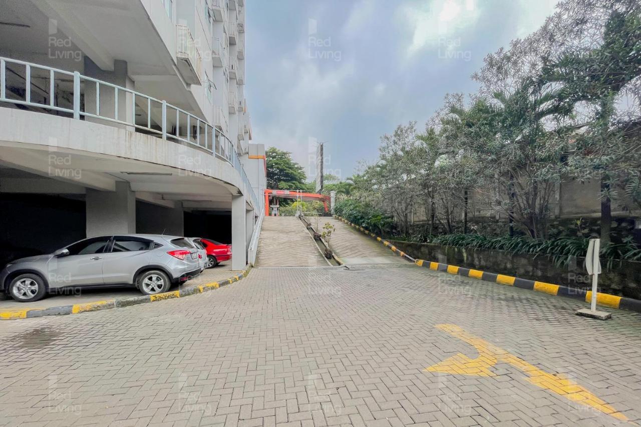 Redliving Apartemen Easton Park Jatinangor - Rajes Room Sumedang Esterno foto